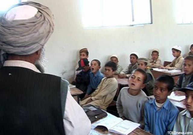 Study Finds Radicalization  on the Rise in Afghan Schools